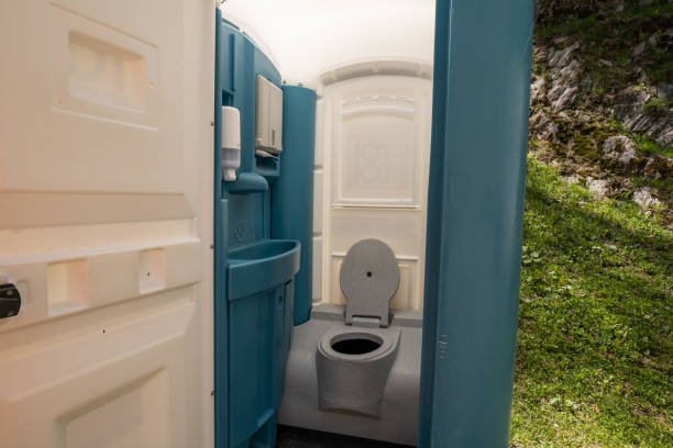 Best Porta potty services near me  in New Kensington, PA